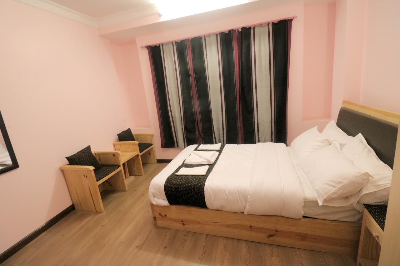 Easyhomes Lalitpur ภายนอก รูปภาพ